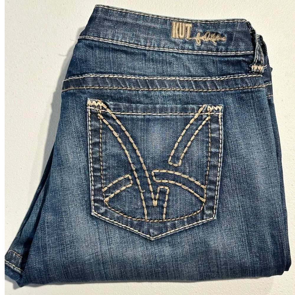KUT from the Kloth Women's Size 14 Straight Leg Jeans Blue Medium Wash Whiskered